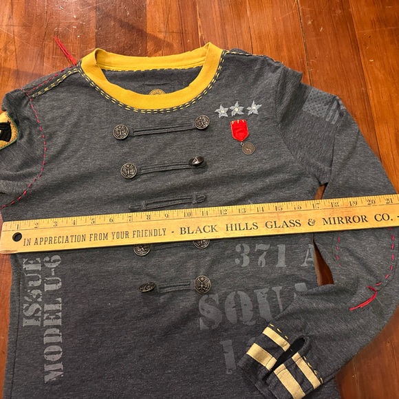 Double D Ranch Long Sleeve • small • Loaded with Details •Yellowstone inspired - Picture 11 of 15